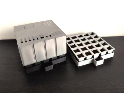 Seedstarter/cloner with Lid and accessories