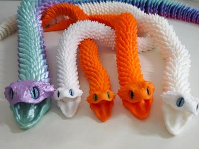 Viper 6-10mm inset eyes, rotatable head, and opening mouth/Can stand upright at 45cm and above