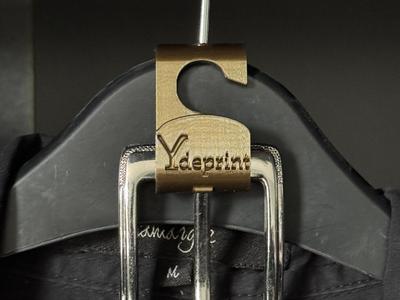 Belt hanger to hang your belt in three ways