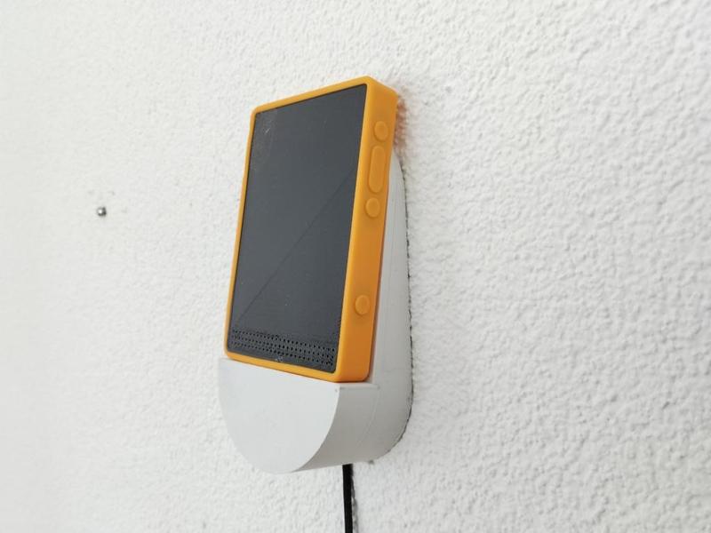 Wall-mounted charging dock for LightPhone 3