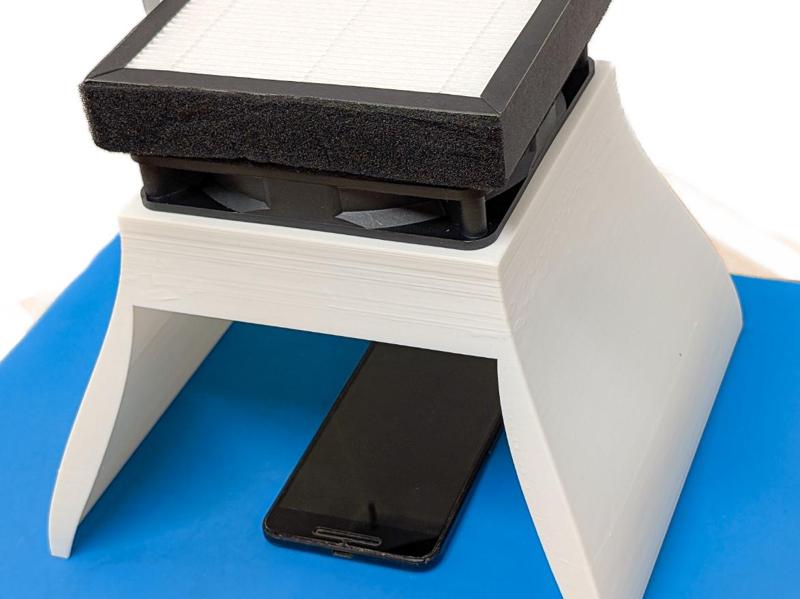 “Laminar Flow” Hood for Phone Screen Protection