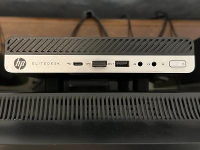 Supporto EliteDesk su Monitor VESA 10x10