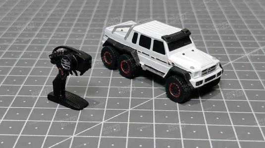 Mini Crawler Similar to Traxxas TRX-6 Mercedes-Benz G 63 AMG 6X6 (1/100) For 1/10 Action Figures
