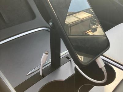 Tesla 3/Y SP Connect Handy Halterung Phone Mount