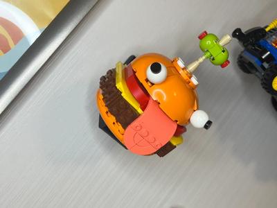L.E.G.O Fortnite 77070 Durrr Burger WALLMOUNT