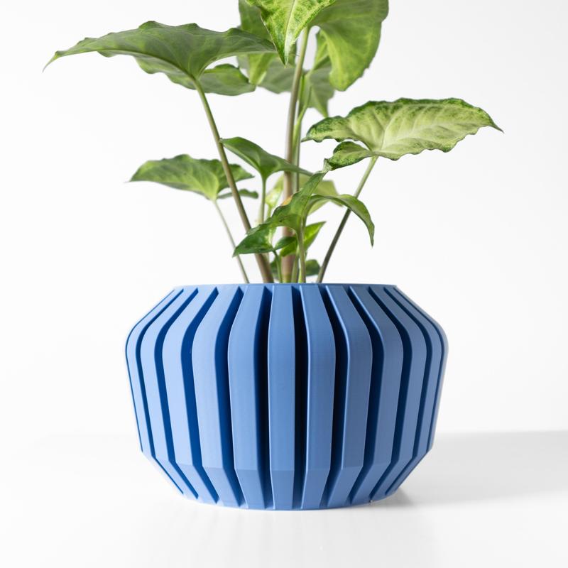 The Vaki Planter Pot with Drainage Tray & Stand: Modern and Unique Home Decor for Plants
