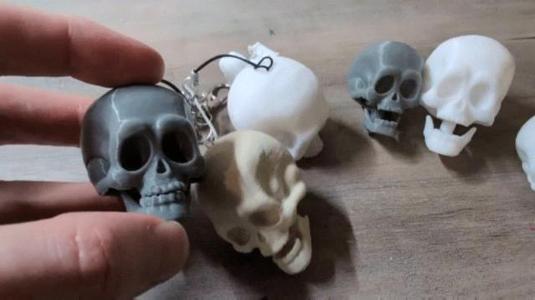 Skull Keychain Fidget Clicker – Fun Jaw Click Sound