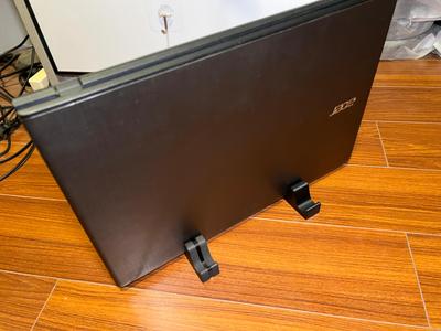 Laptop storage stand