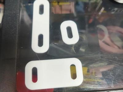 SKADIS 3mm pegboard hole thickness compensation, adapts to 5mm and 7mm pegboards