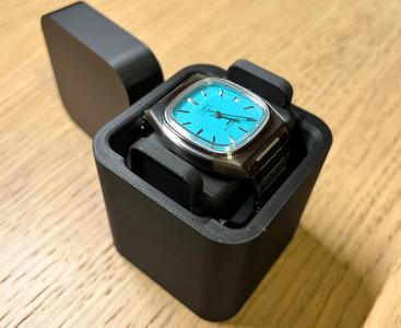 Watch box