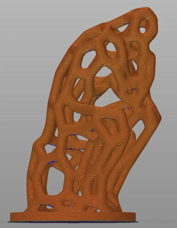 Voronoi Low Poly Thinker