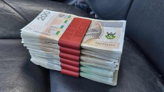 Clip for money cash   