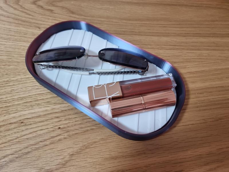 Oval Desk Tray with antislip TPU Insert