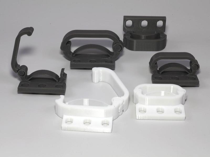 Self-adjusting cable organizers for RACK cabinets