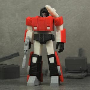 G1 Transformers Sideswipe – No Support