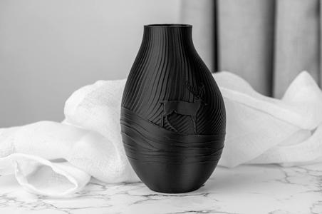 Enchanted Forest Vase – A Majestic Blend of Nature and Elegance