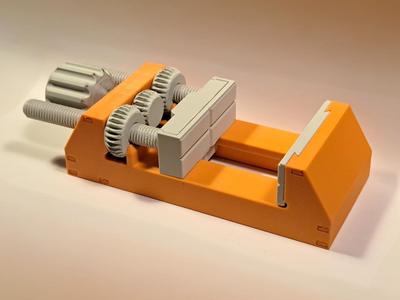 Fully Printable Mechanical Vise with Custom Jaws