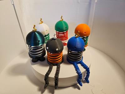 Springling – The Wobbly, Bouncy Desk Companion
