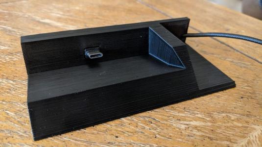 Pixel 2 XL dock for MK7 VW Golf GTI