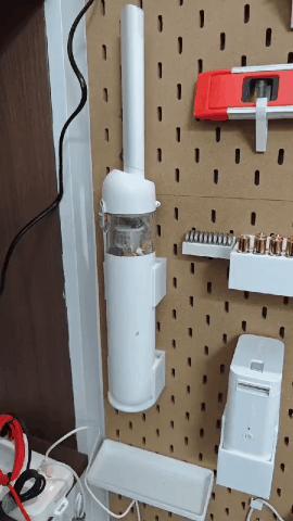 Quick-release Xiaomi handheld vacuum cleaner 5mm Ikea standard pegboard quick-release storage bracket supports charging