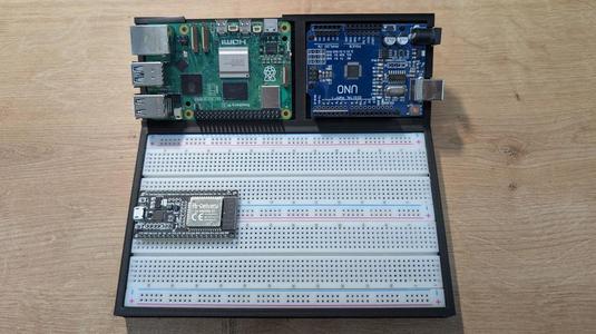 Breadboard Stand XL for Arduino Uno and Raspberry Pi 3-5