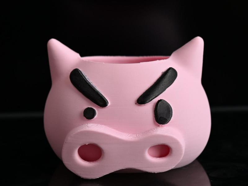 Chubby Left Gatekeeper – Pig Pen Holder/Trinket Box/Storage Box