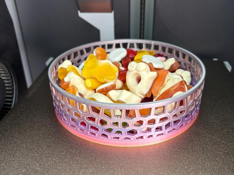 Dish for sweets or other decorations