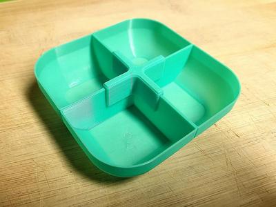 Screw Cup/Bowl Divided to Four (Vase Mode)
