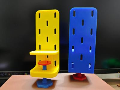 Pegboard desk clamp