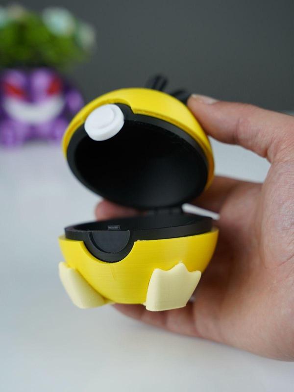 Psyduck Hinged Pokeball – Multipart