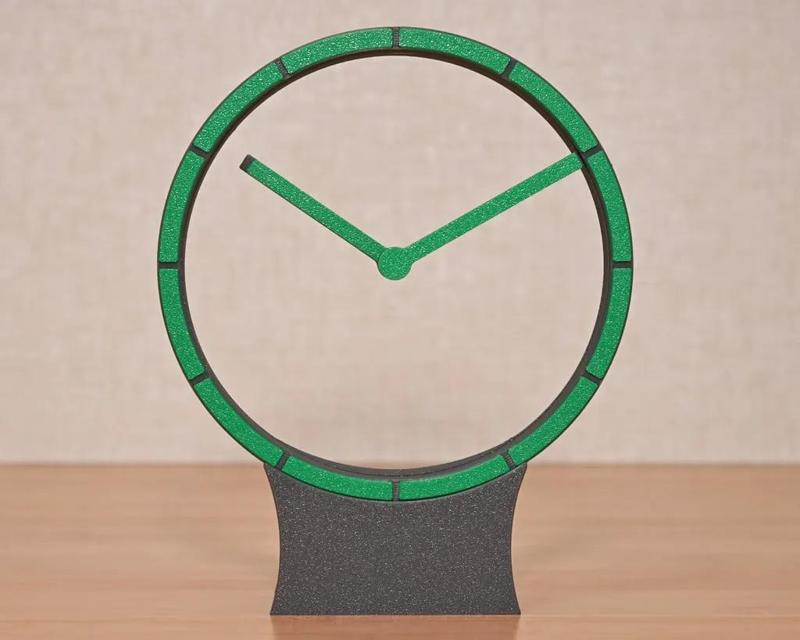 Hollow Clock V