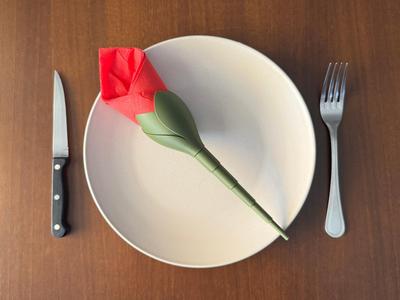 Tulip, napkin holder.