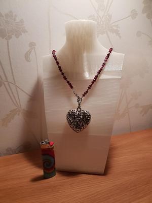Necklace holder