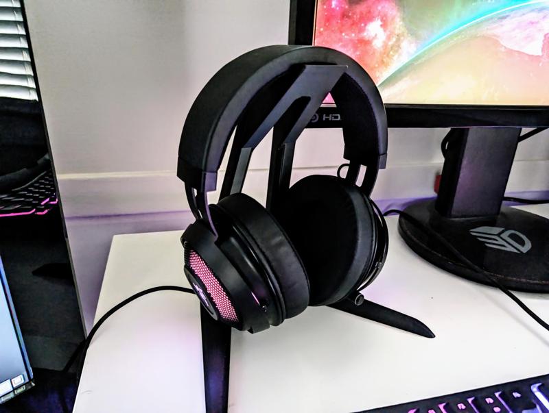 Headphone Stand