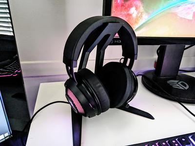 Headphone Stand