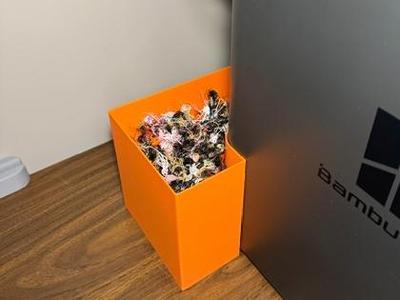 **Large Capacity** Tall durable Poop Chute