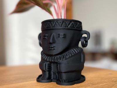 Mayan/Aztec-inspired plant pot