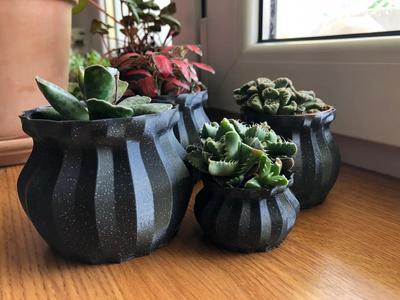 Flower pot