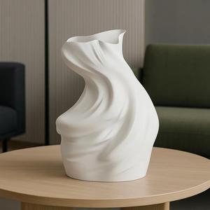 Vase vase vase cloth
