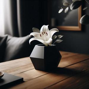 Design Vase “Pentagon”