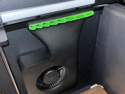 AUX Fan Deflector