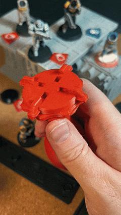 Miniature Painting Handle with 4-Jaw Chucks / Magnetized Base / Gridfinity