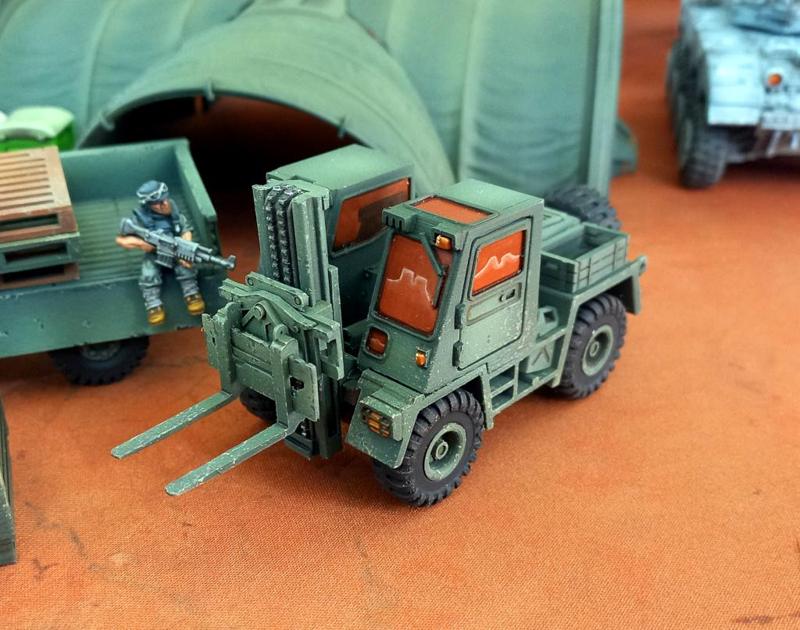 Military Forklift – 28mm