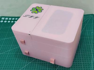Makeup Box