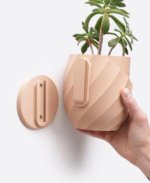 Cracked Spiral Planter