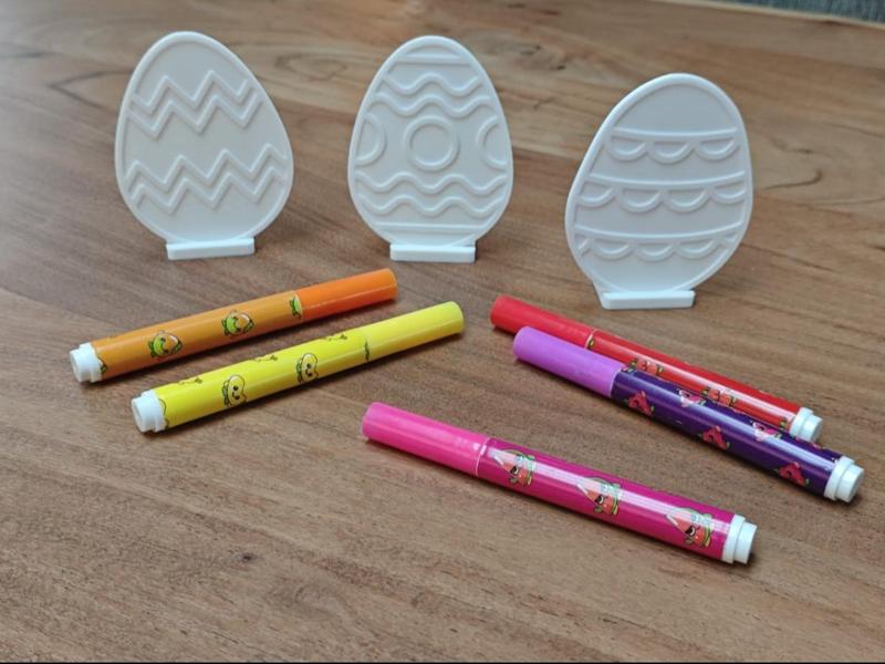 Easter Eggs coloring plate with stand (Set 2)