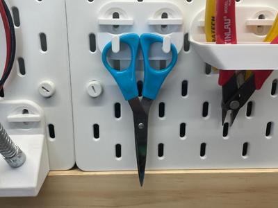 Scissor hooks for IKEA Skadis (T-Clip)