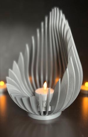 Blade Flames 32 Piece Candle Holder
