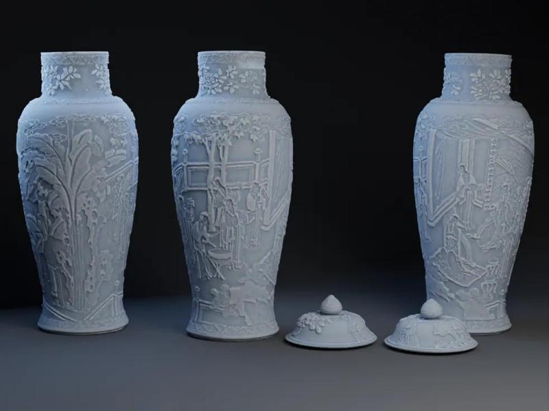 Qing Dynasty Baluster Vase