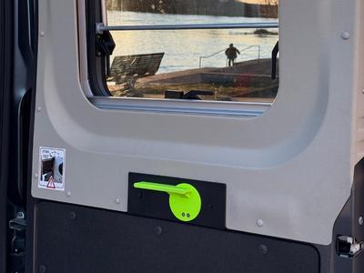 Ducato rear door opener 
